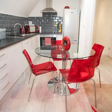 Rosey Lodge -1Bedroom Cousy Flat - Parking, Netflix, Wifi - Close To Blenheim Palace & Oxford - F5 Kidlington Exterior foto